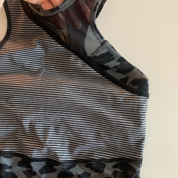 Lululemon pop strip echerry cheetah meshed up tank - Picture 5 of 10